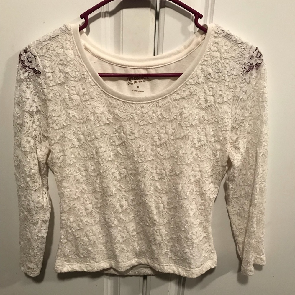 Cute lacy cropped blouse